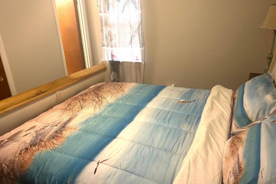 Photo of Bedroom in Long Beach