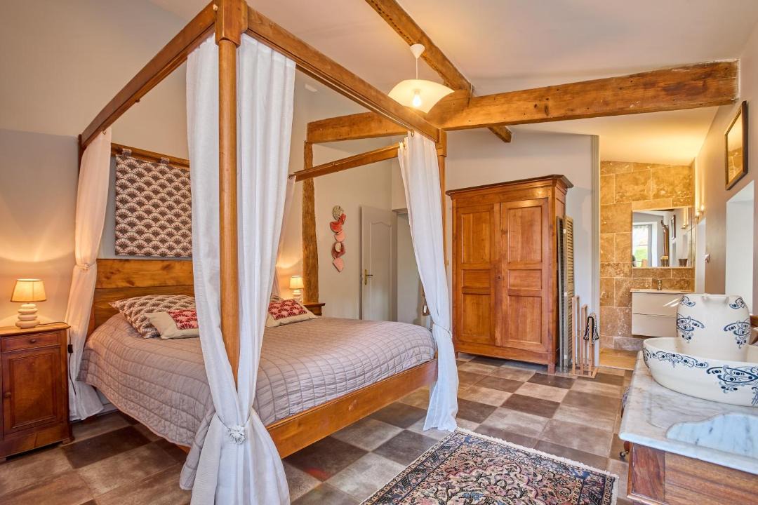 Photo of Bedroom in Thenac