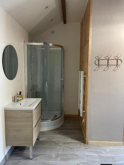 Photo of Bathroom in Javrezac