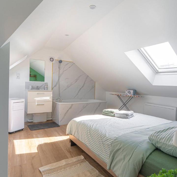 Photo of Bedroom in Cote Ouest Ormeaux