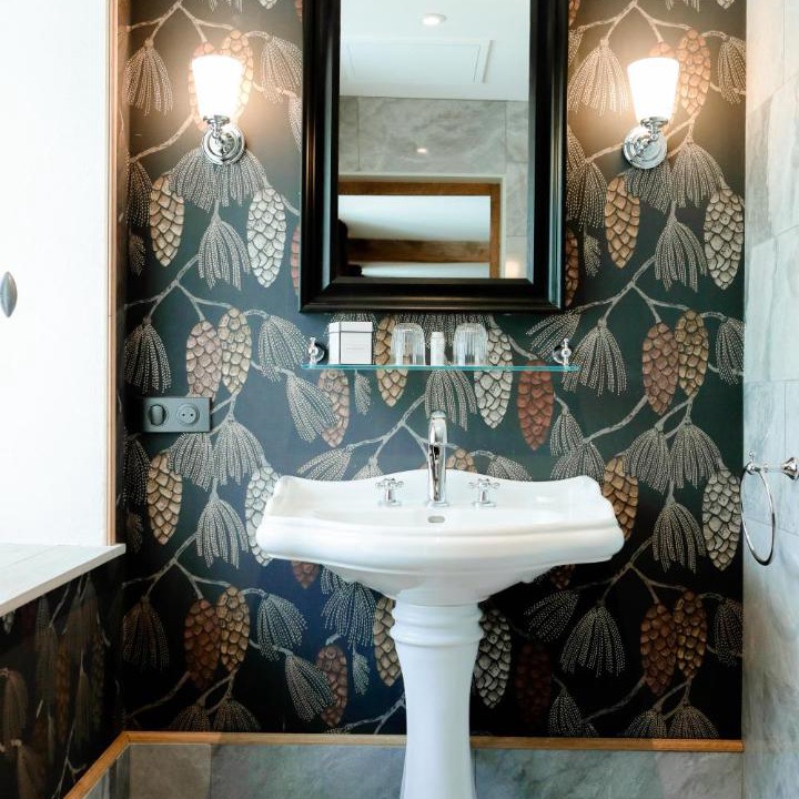 Photo of Bathroom in Saulon-la-Rue