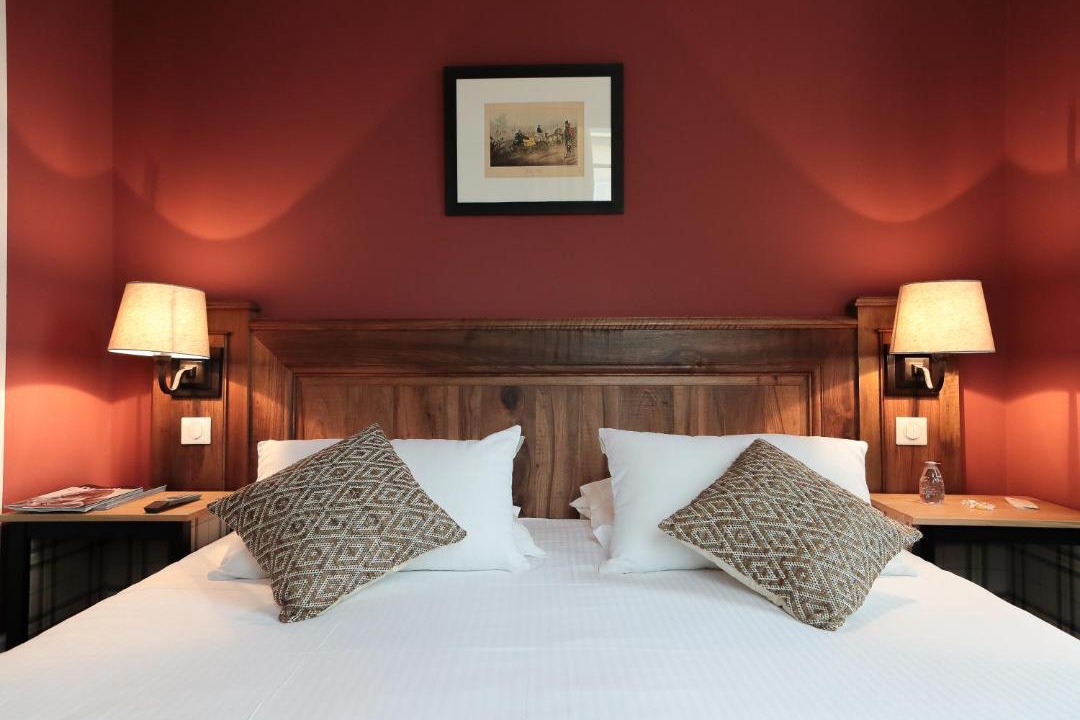 Photo of Bedroom in Saulon-la-Rue