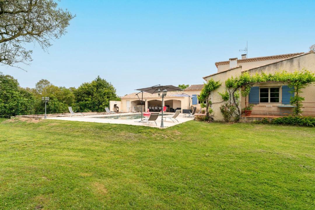 Photo of Others in Saint-Etienne-du-Gres