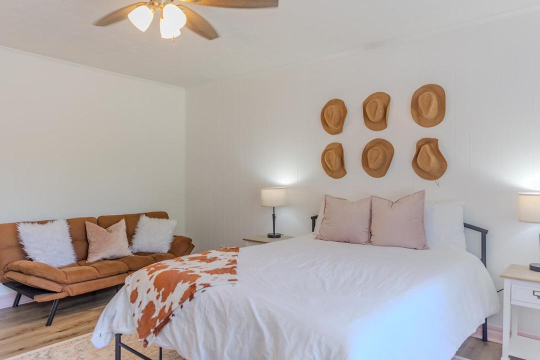 Photo of Bedroom in Covington