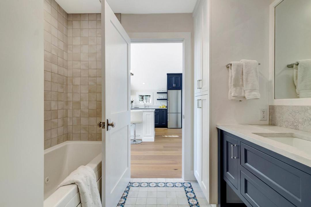 Photo of Bathroom in Townshend