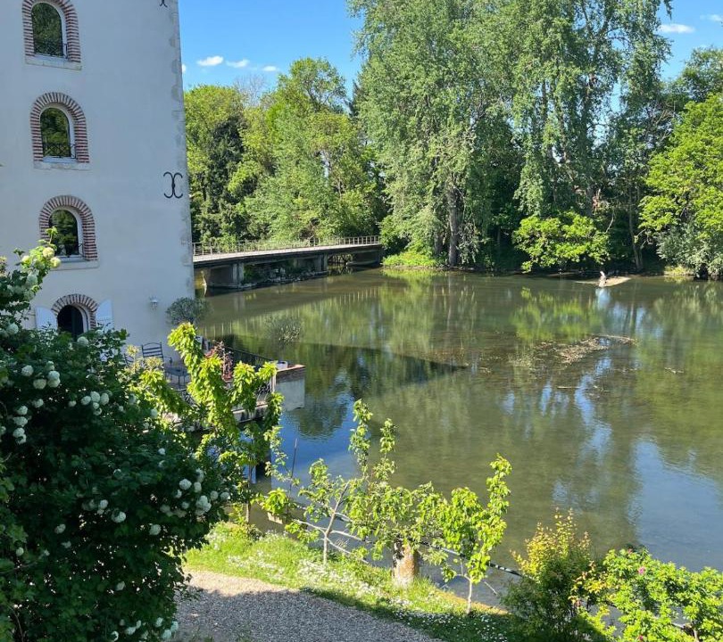 Photo of Others in Saint-Pryve-Saint-Mesmin