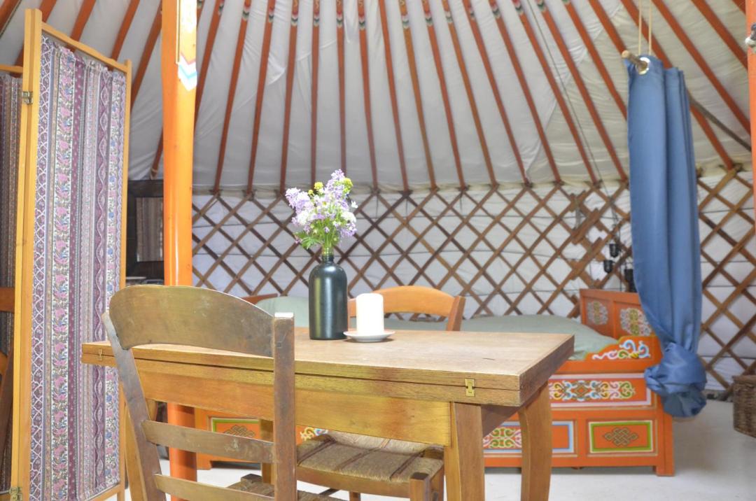 Photo of Others in Sost