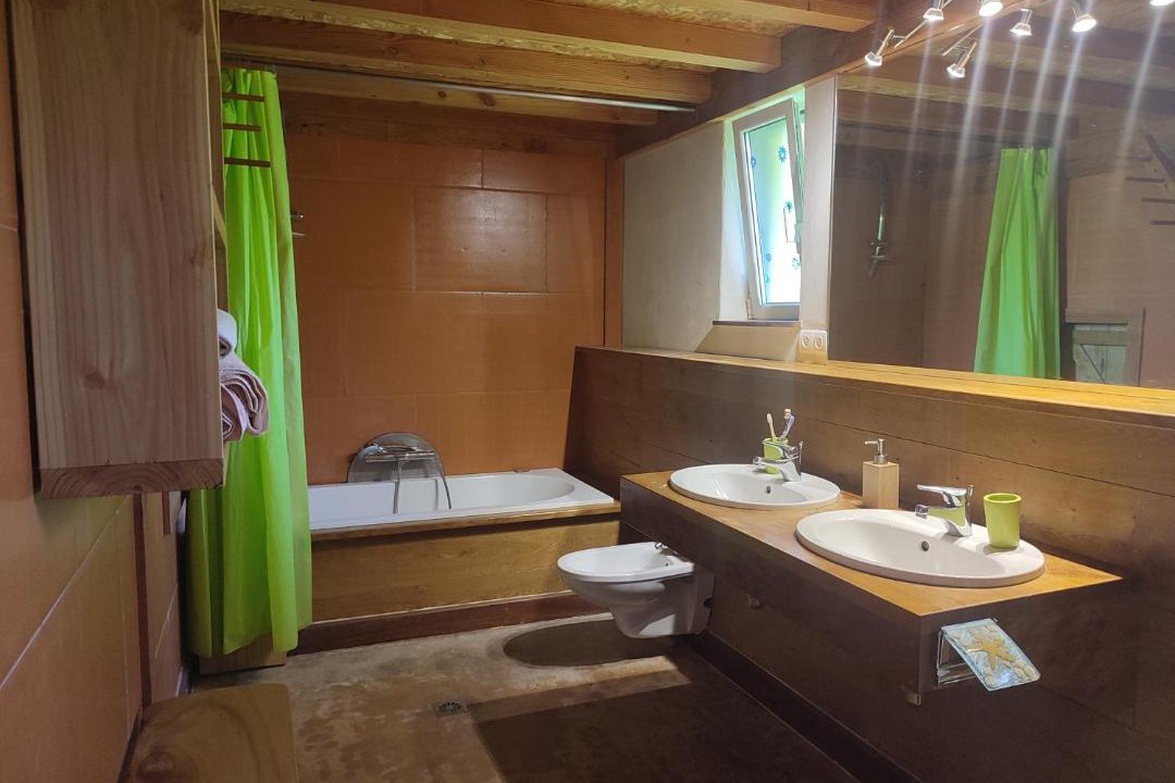 Photo of Bathroom in Saissac