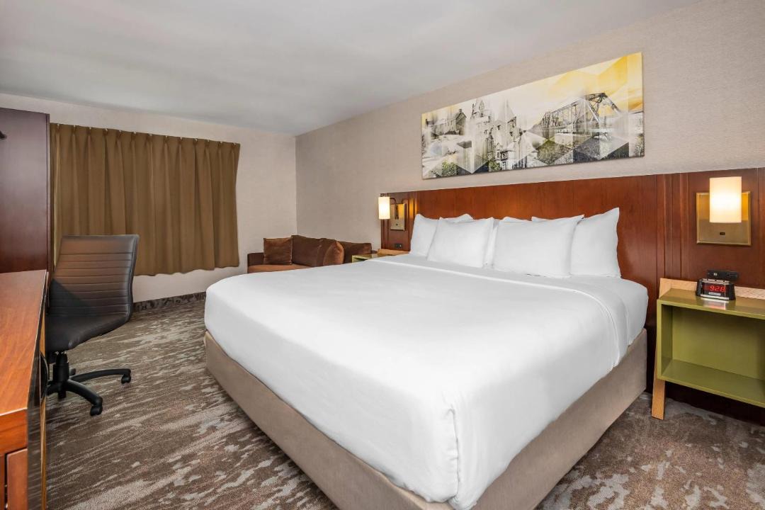 Photo of Bedroom in Cummings