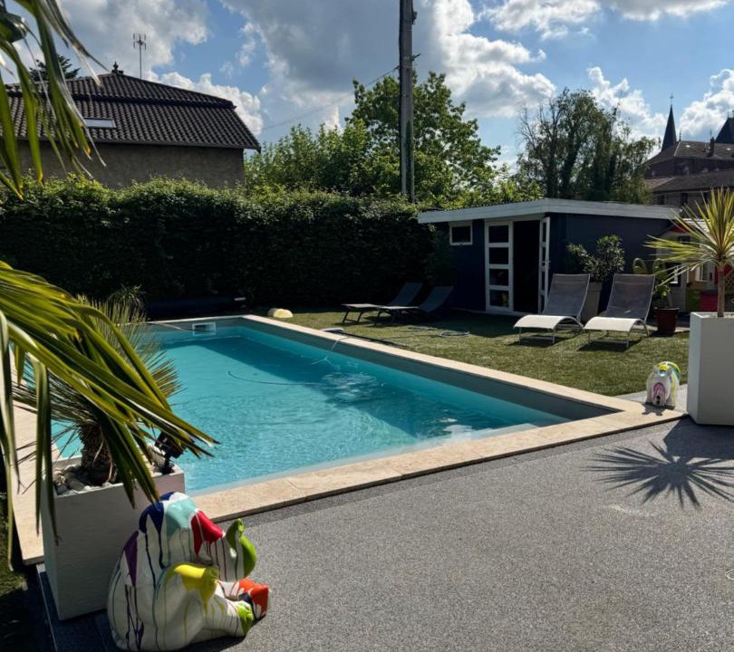 Photo of Others in Neuville-les-Dames