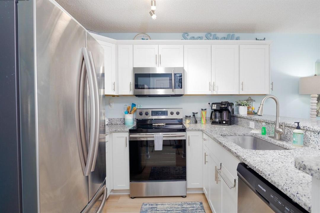 Photo of Kitchen in North Topsail Beach