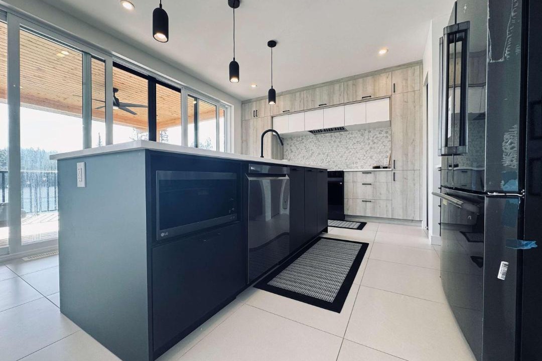 Photo of Kitchen in Blue Sea