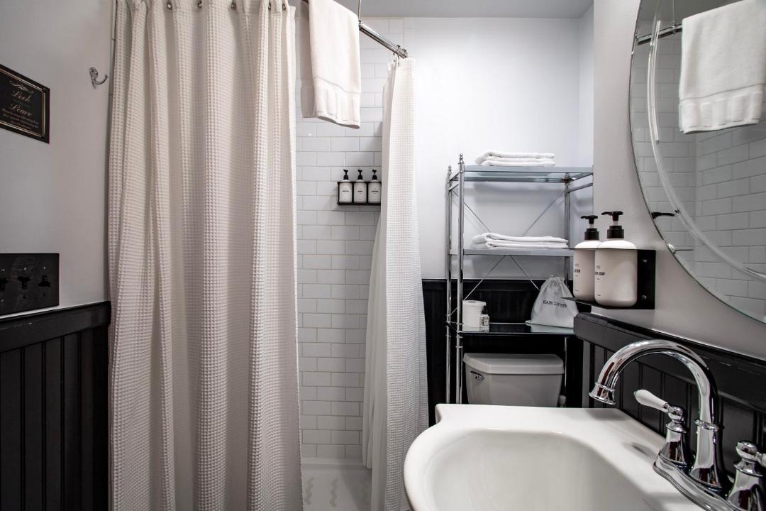 Photo of Bathroom in Packwood