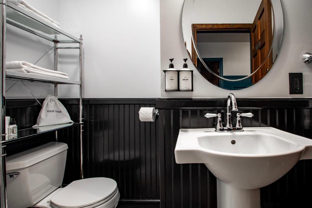 Photo of Bathroom in Packwood