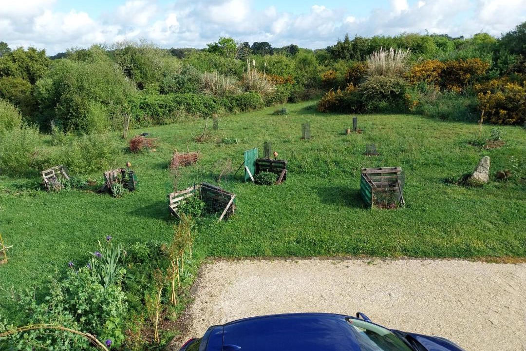 Photo of Others in Etel