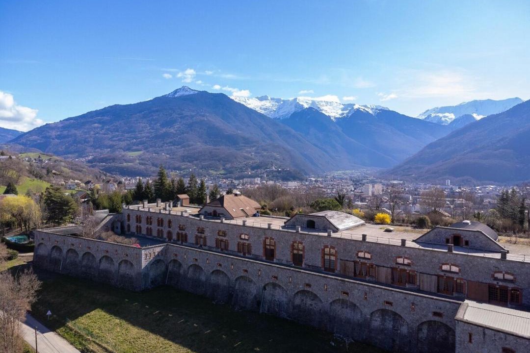 Photo of Buildings in Albertville
