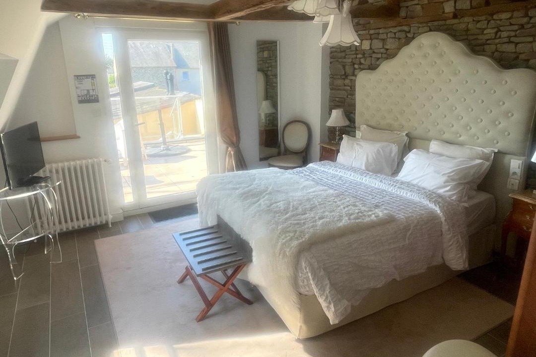 Photo of Bedroom in Pontorson