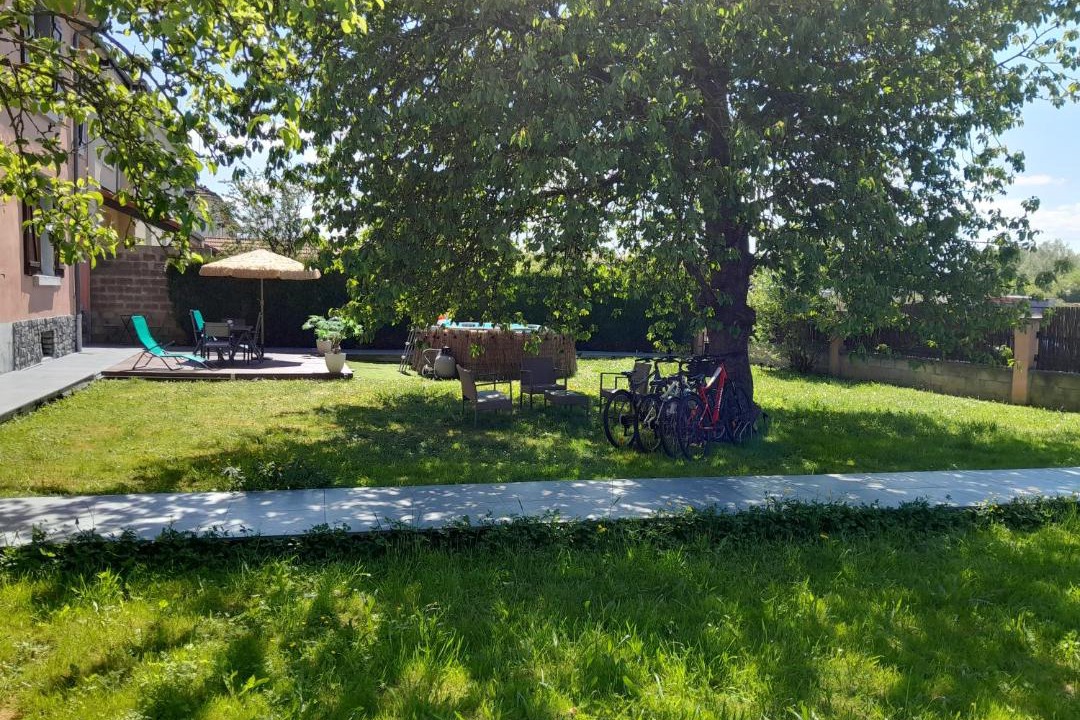 Photo of Others in Givet