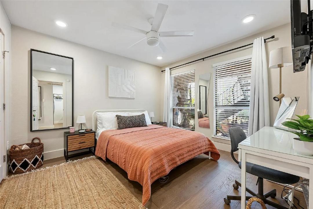 Photo of Bedroom in North Loop