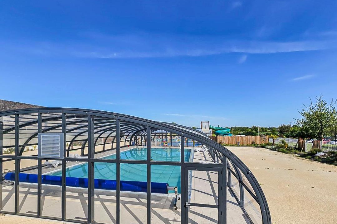 Photo of Others in Litteau