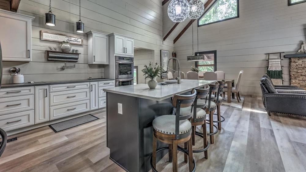 Photo of Kitchen in Dial