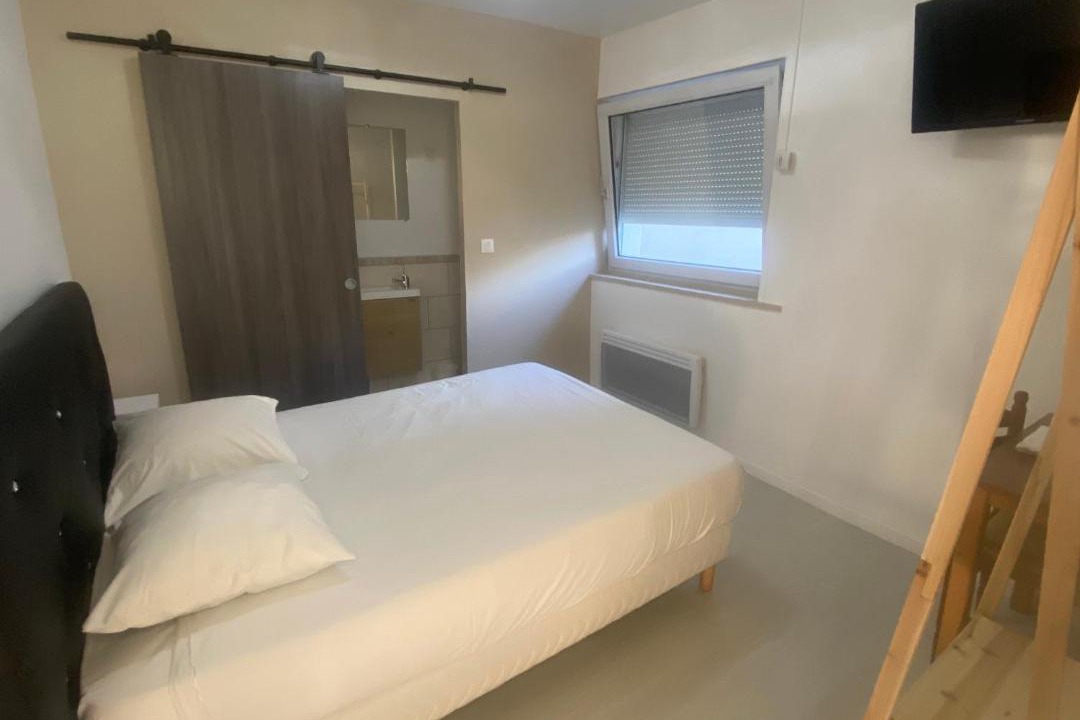 Photo of Bedroom in Maretz