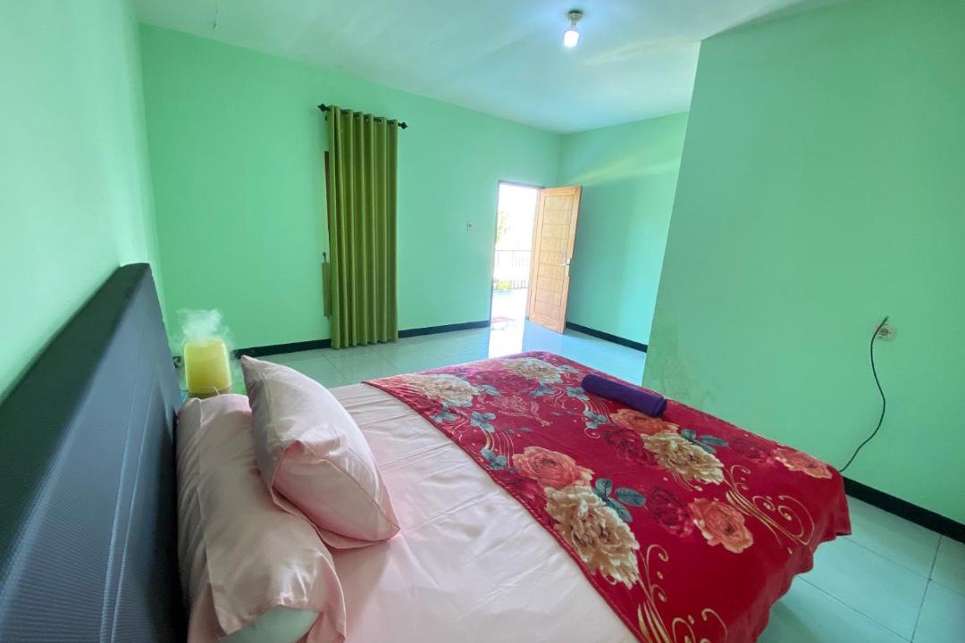 Photo of Bedroom in Selong Belanak