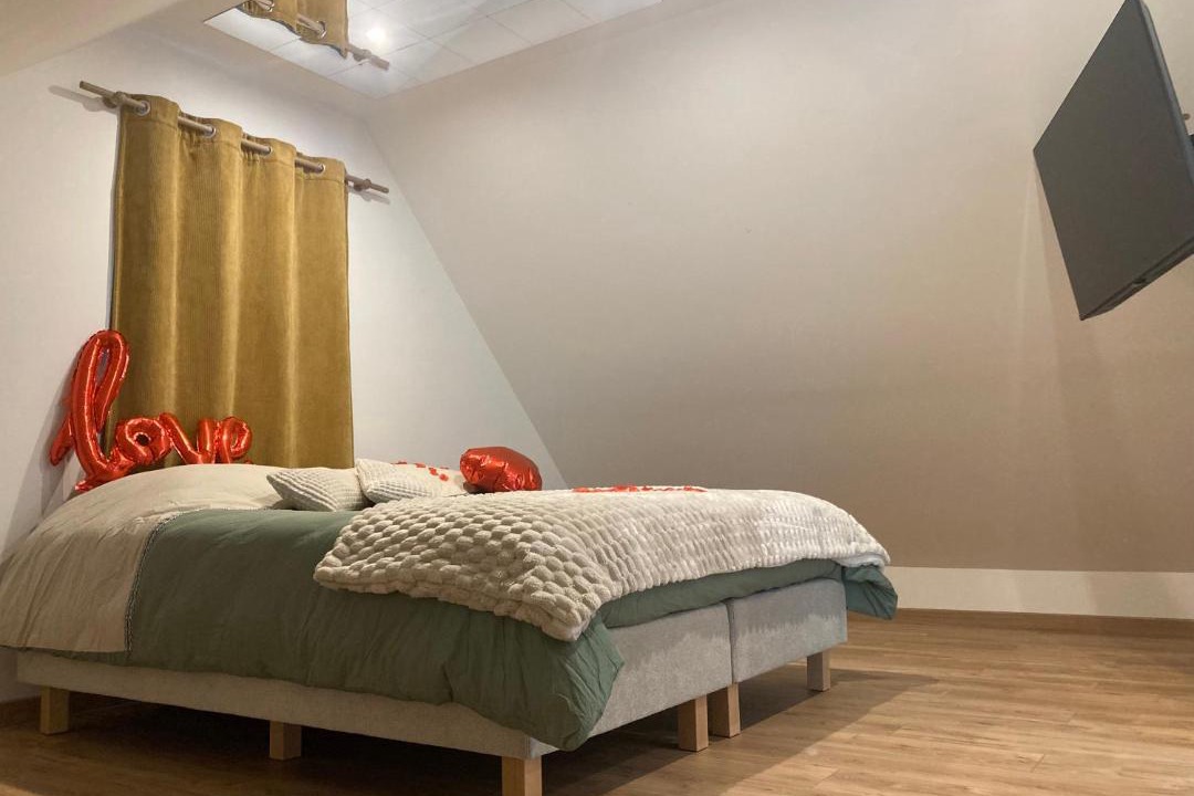 Photo of Bedroom in Rux