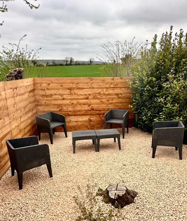 Photo of Others in Usseau