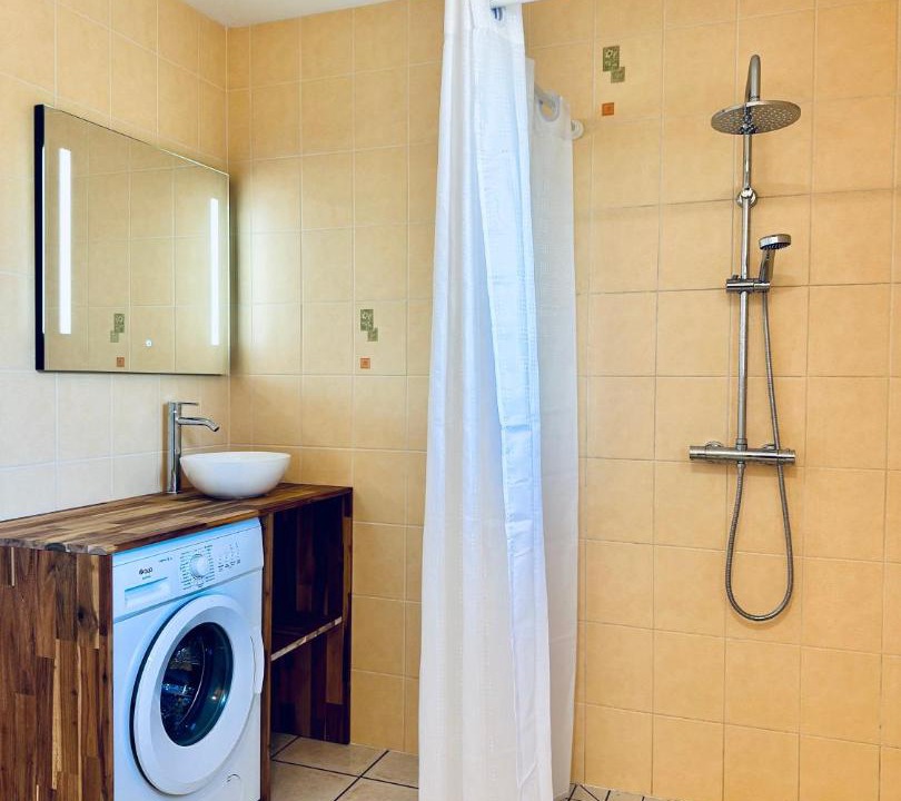 Photo of Bathroom in Usseau