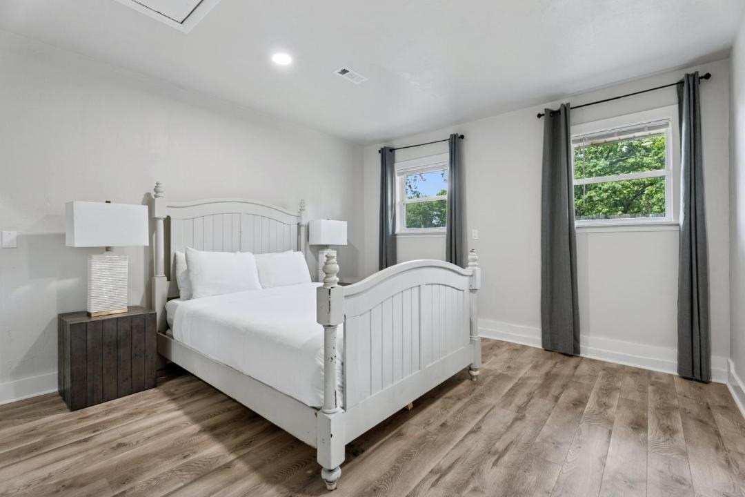 Photo of Bedroom in Central Oklahoma City