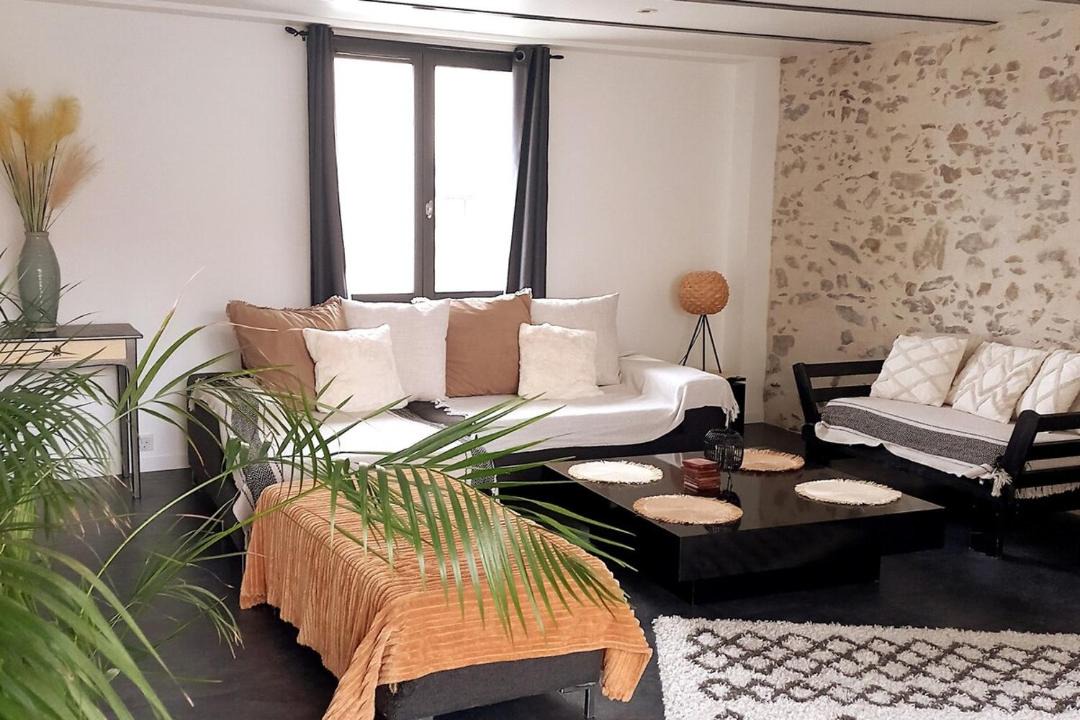 Photo of Livingroom in Saint-Crespin-sur-Moine