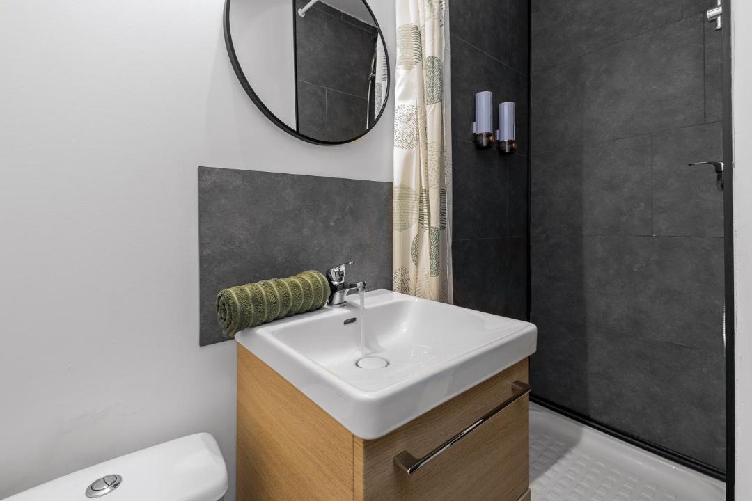 Photo of Bathroom in Quartier Saint-Marc - Croix de Pierre - Saint-Nicaise