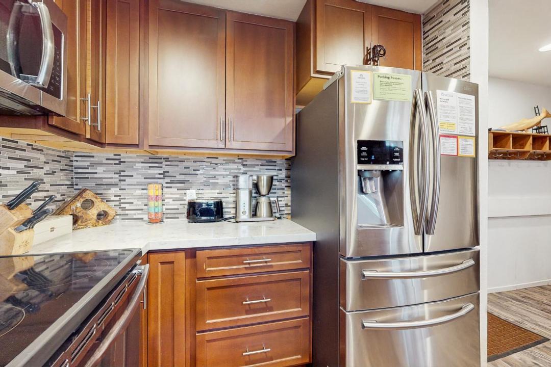 Photo of Kitchen in Mammoth Lakes