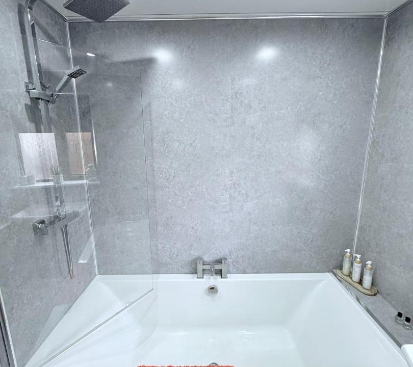 Photo of Others in Tillicoultry