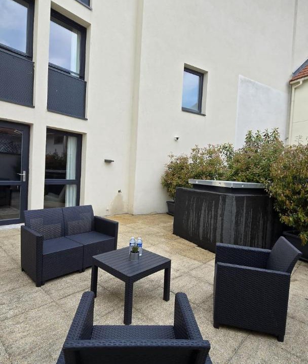 Photo of Patio Balcony in Vanves
