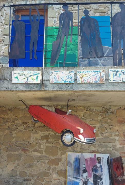 Photo of Others in Roynac