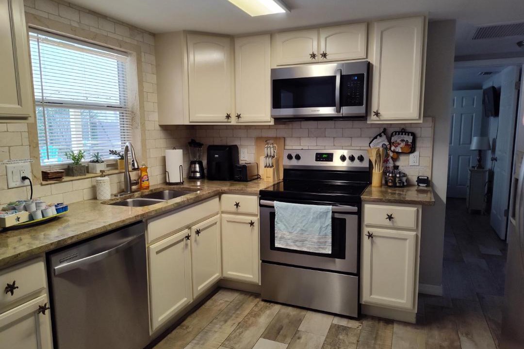 Photo of Kitchen in Regency Park