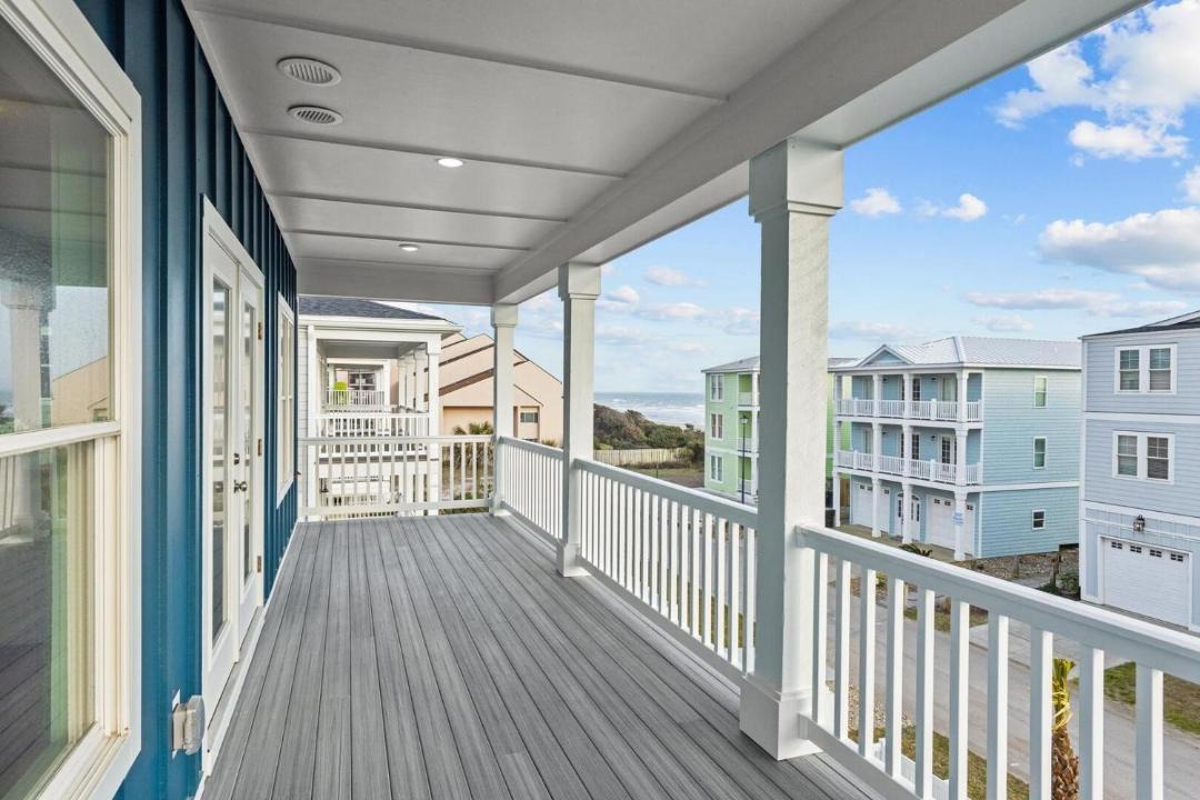 Photo of Patio Balcony in Pine Knoll Shores