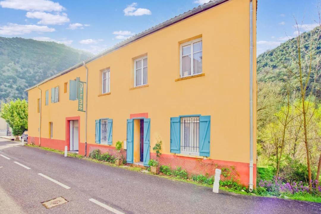 Photo of Others in Gornies