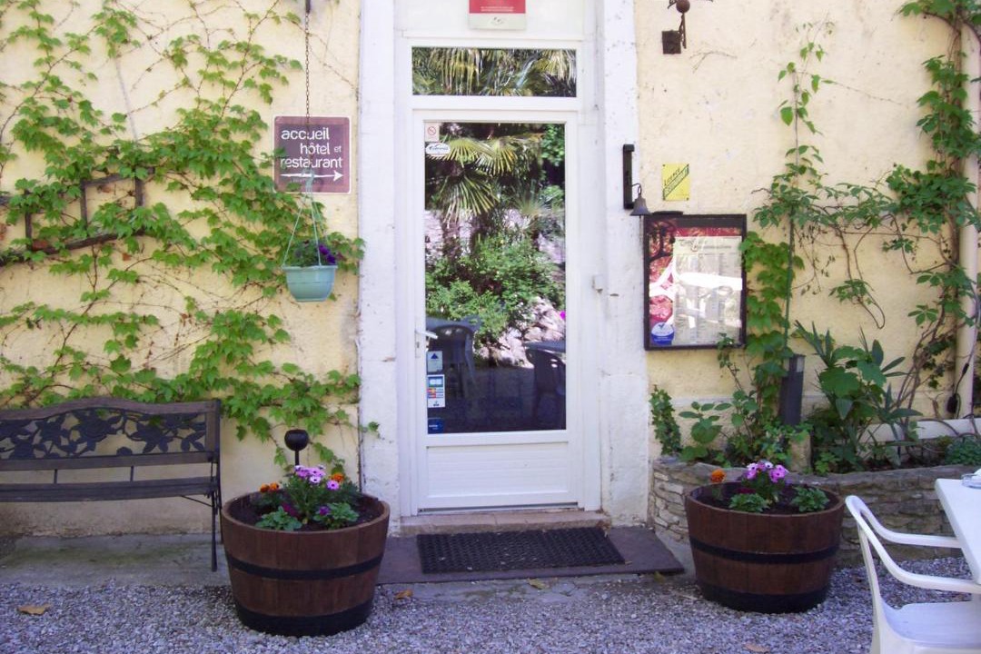 Photo of Others in Aveze