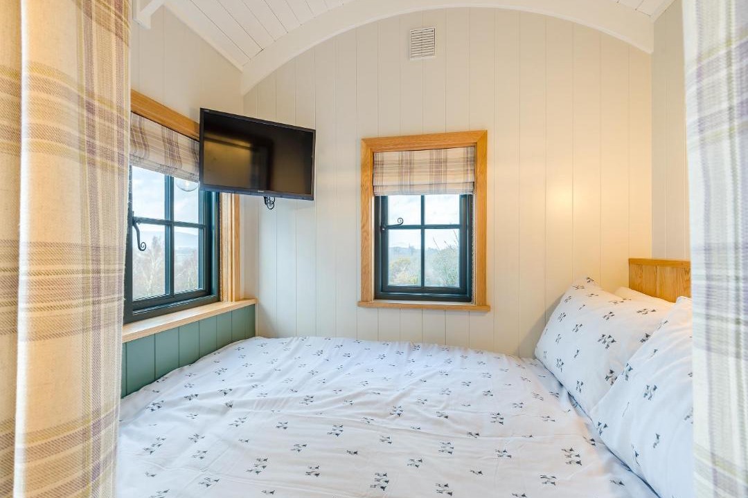 Photo of Others in Monkswood