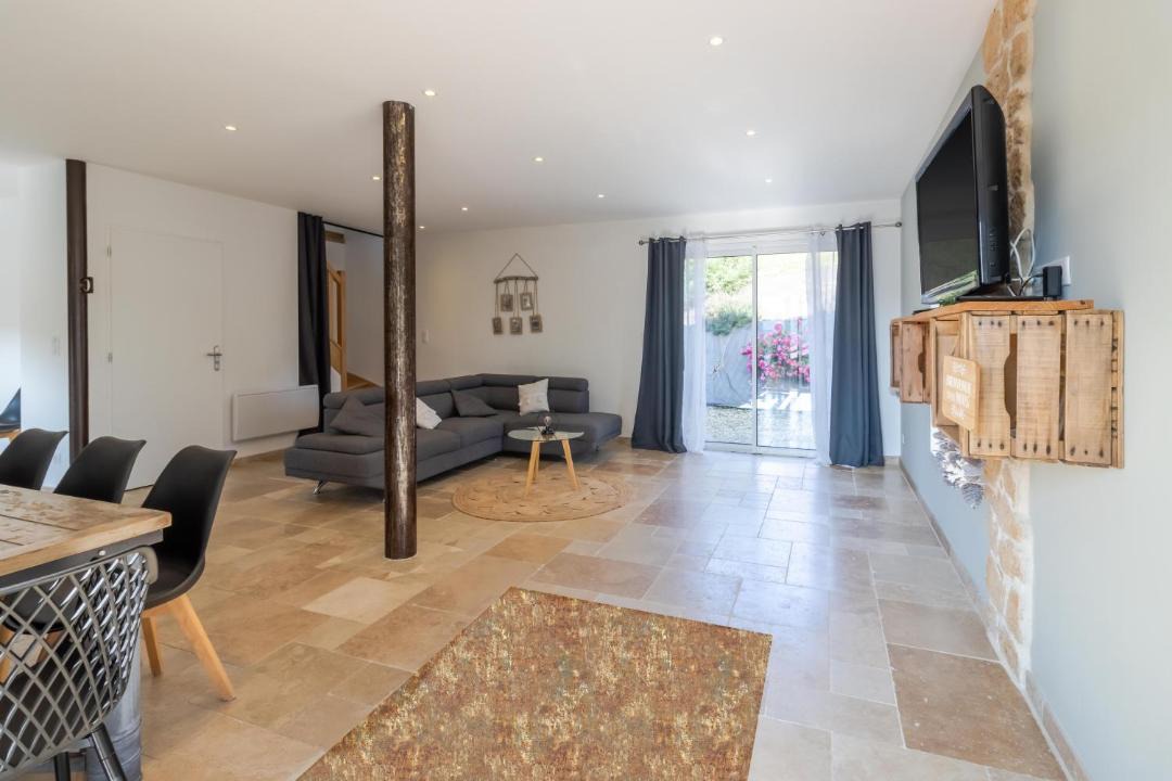 Photo of Others in Saint-Amand-de-Coly