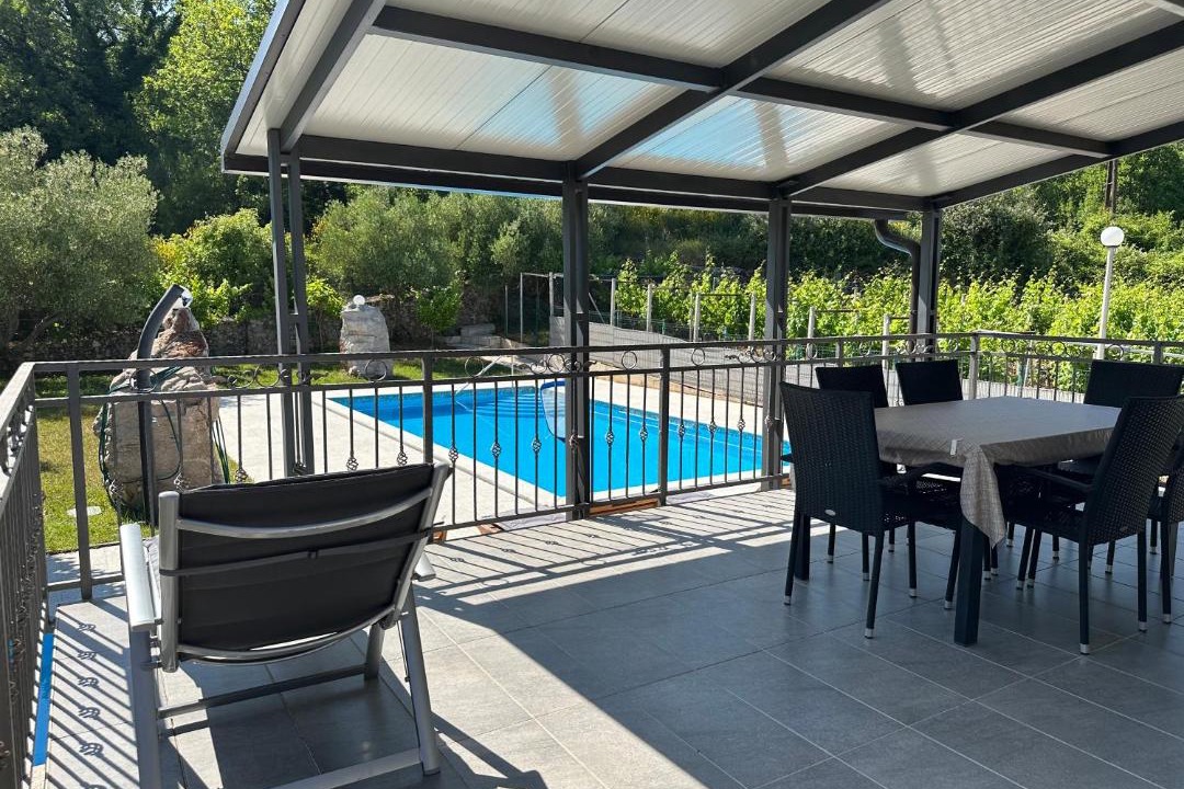Photo of Patio Balcony in Podbablje