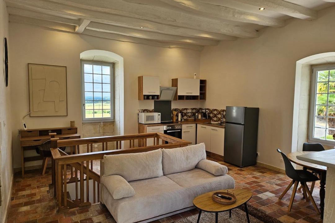 Photo of Others in Thure