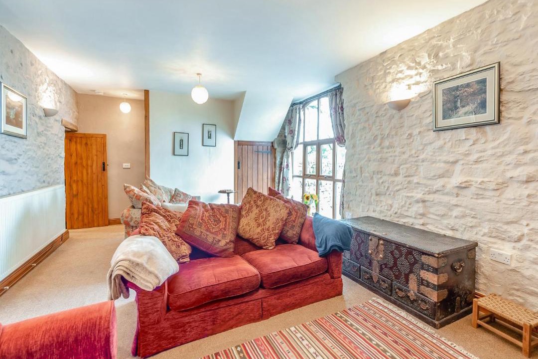 Photo of Others in Alston