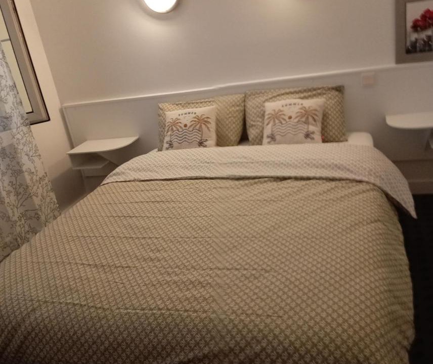 Photo of Bedroom in Saint-Chamond