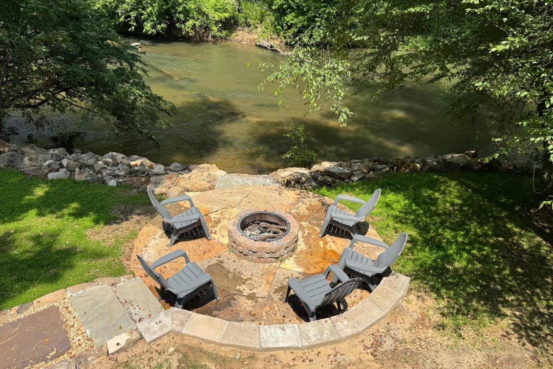 Photo of Others in East Ellijay