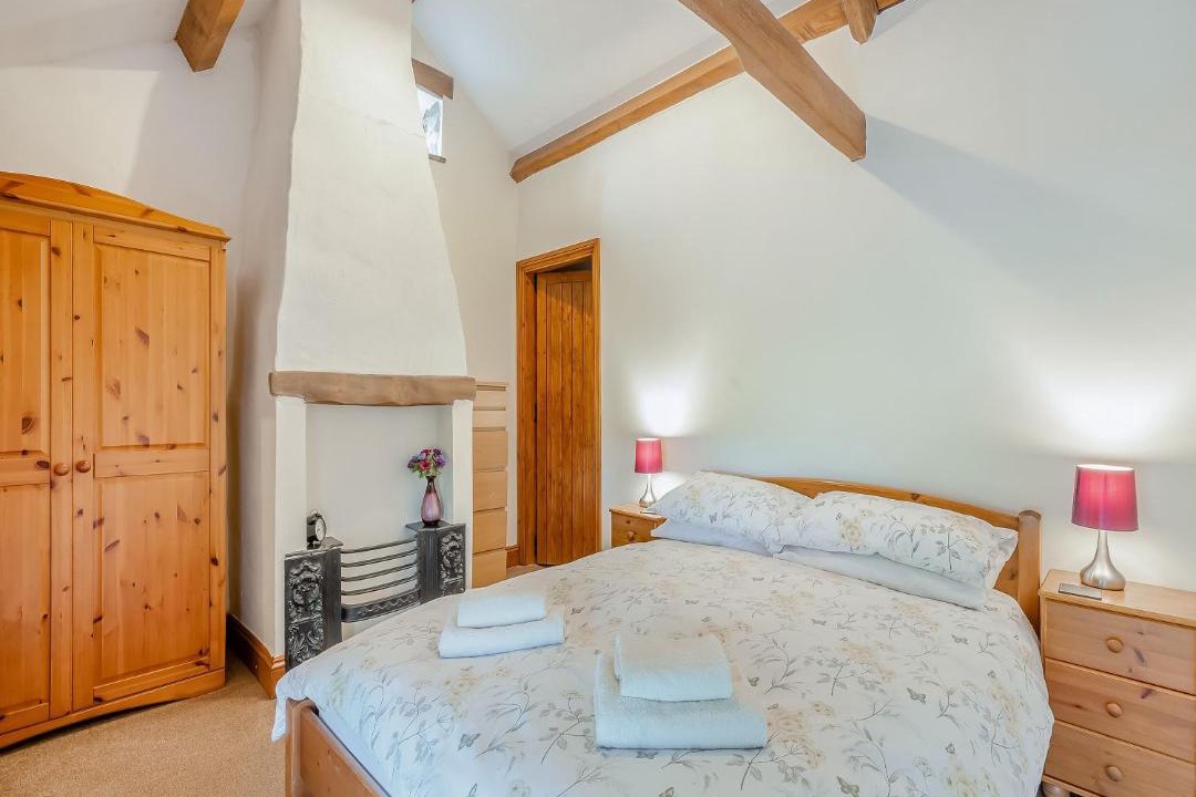 Photo of Others in Alston