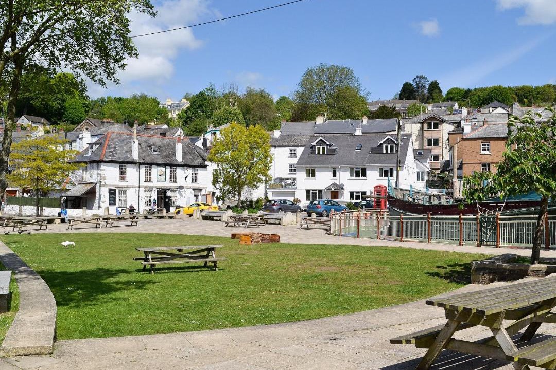 Photo of Buildings in Calstock